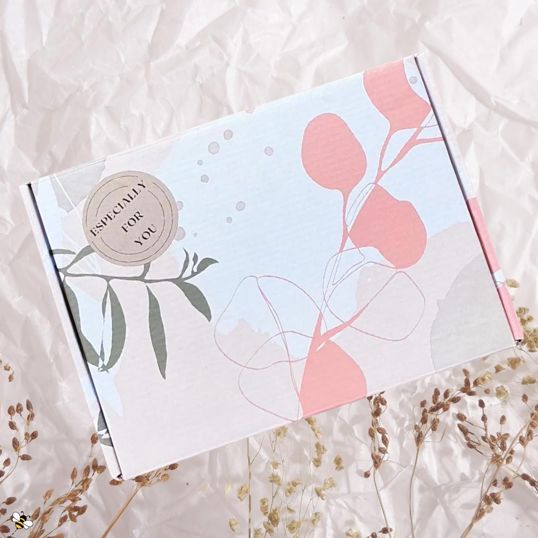 She Leaves a Little Sparkle Gift Box