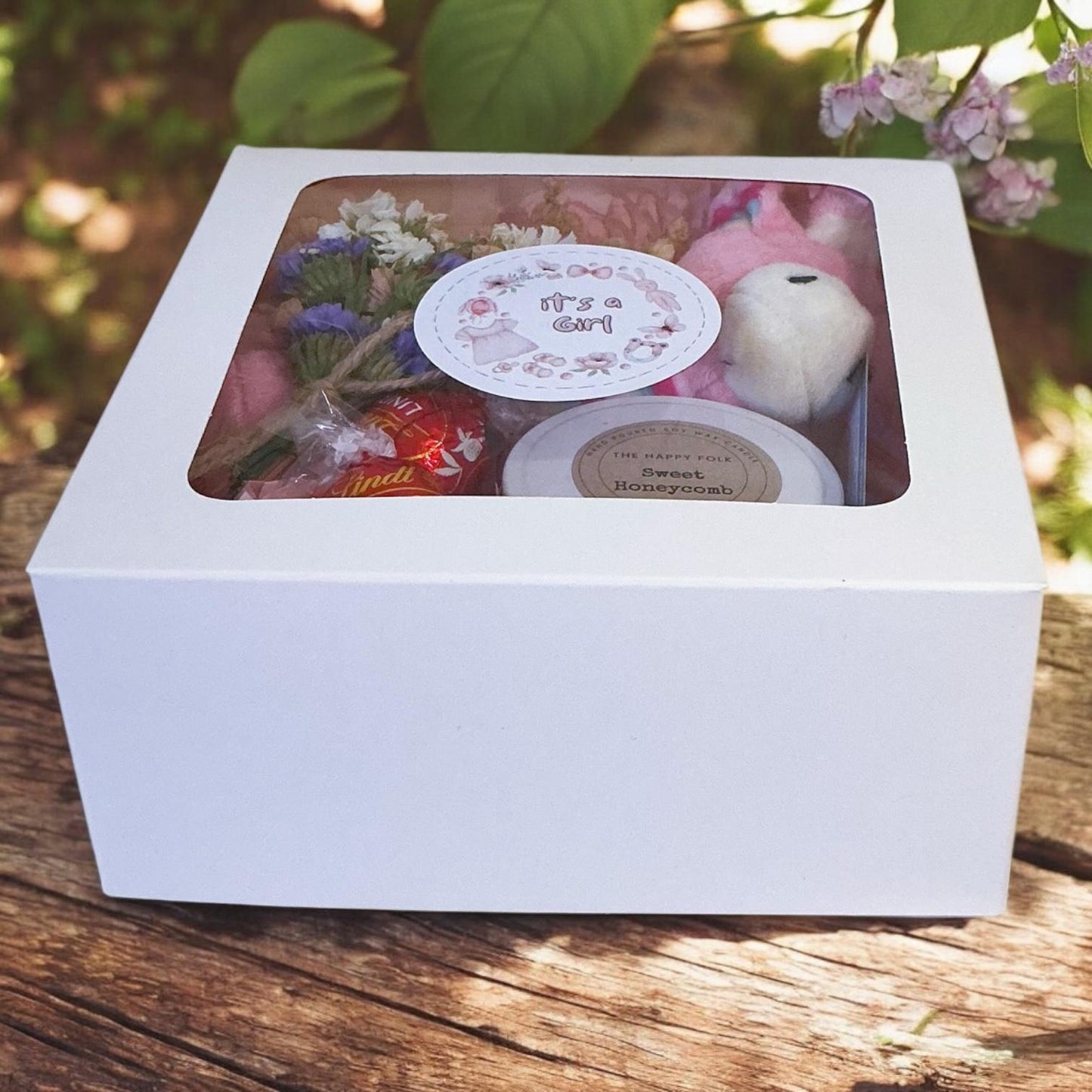 New Baby Gift Box – Candle, Body Bar, Soft Toy, Flowers & Chocolate – Baby Shower Keepsake Hamper for Newborn-New Baby Gift-Baby Gift Box