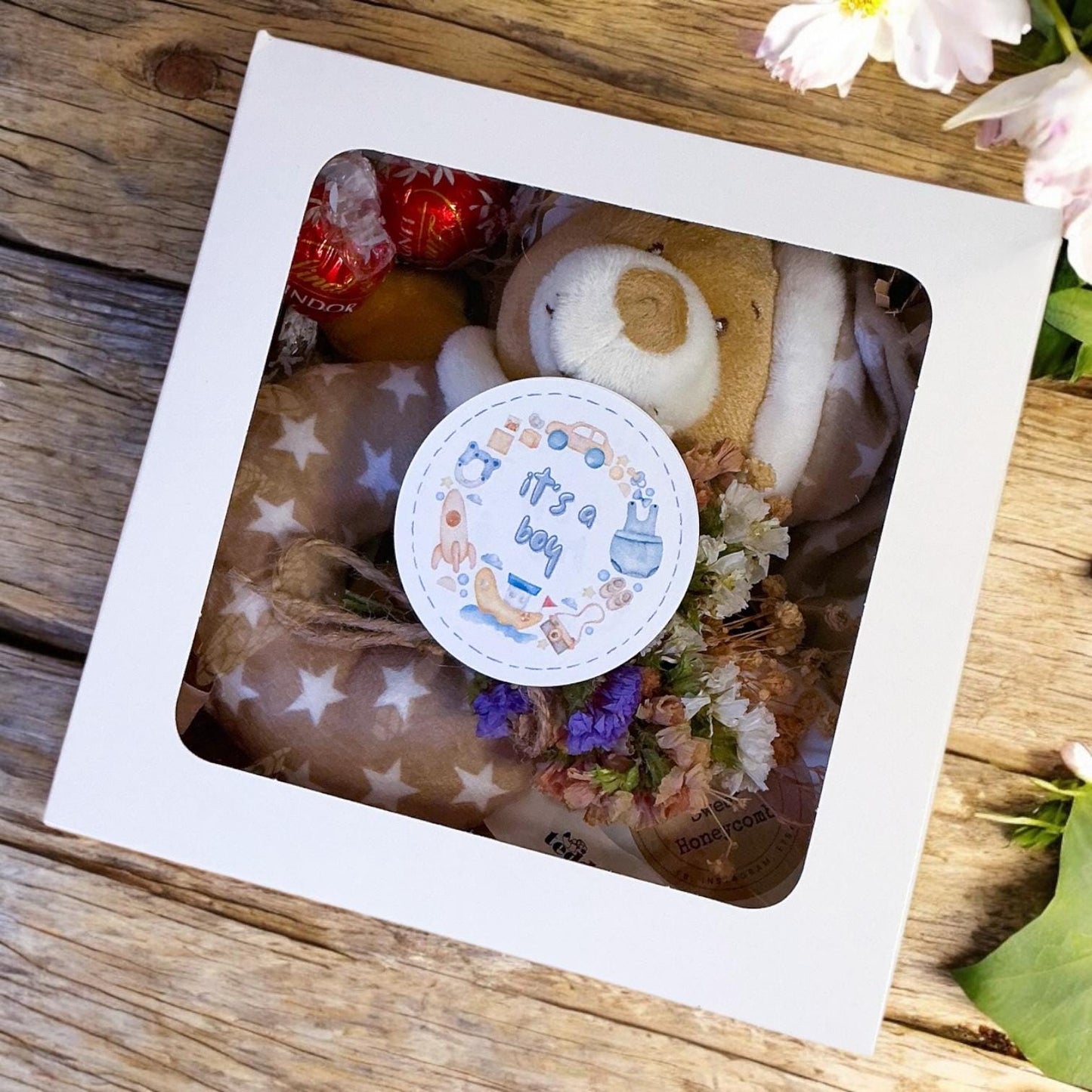 New Baby Gift Box – Candle, Body Bar, Soft Toy, Flowers & Chocolate – Baby Shower Keepsake Hamper for Newborn-New Baby Gift-Baby Gift Box