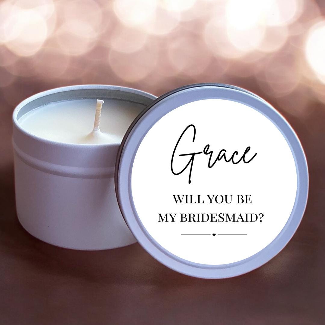 Personalised Bridesmaid Proposal Candle – Custom Name “Will You Be My Bridesmaid?” – Scented Tin Candle –Wedding Party Gift- Bridesmaid Gift