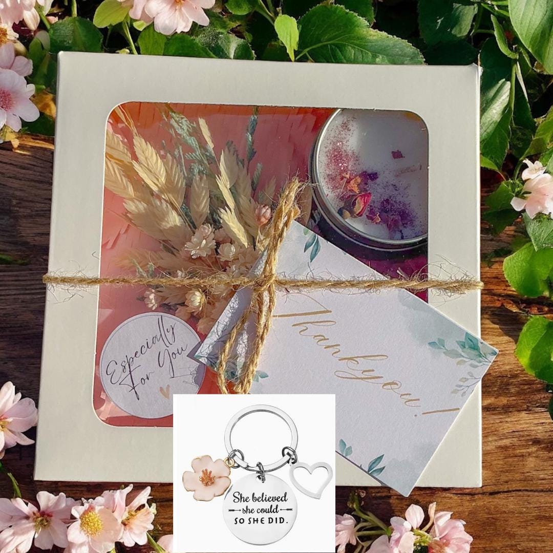 She Believed Gift Box