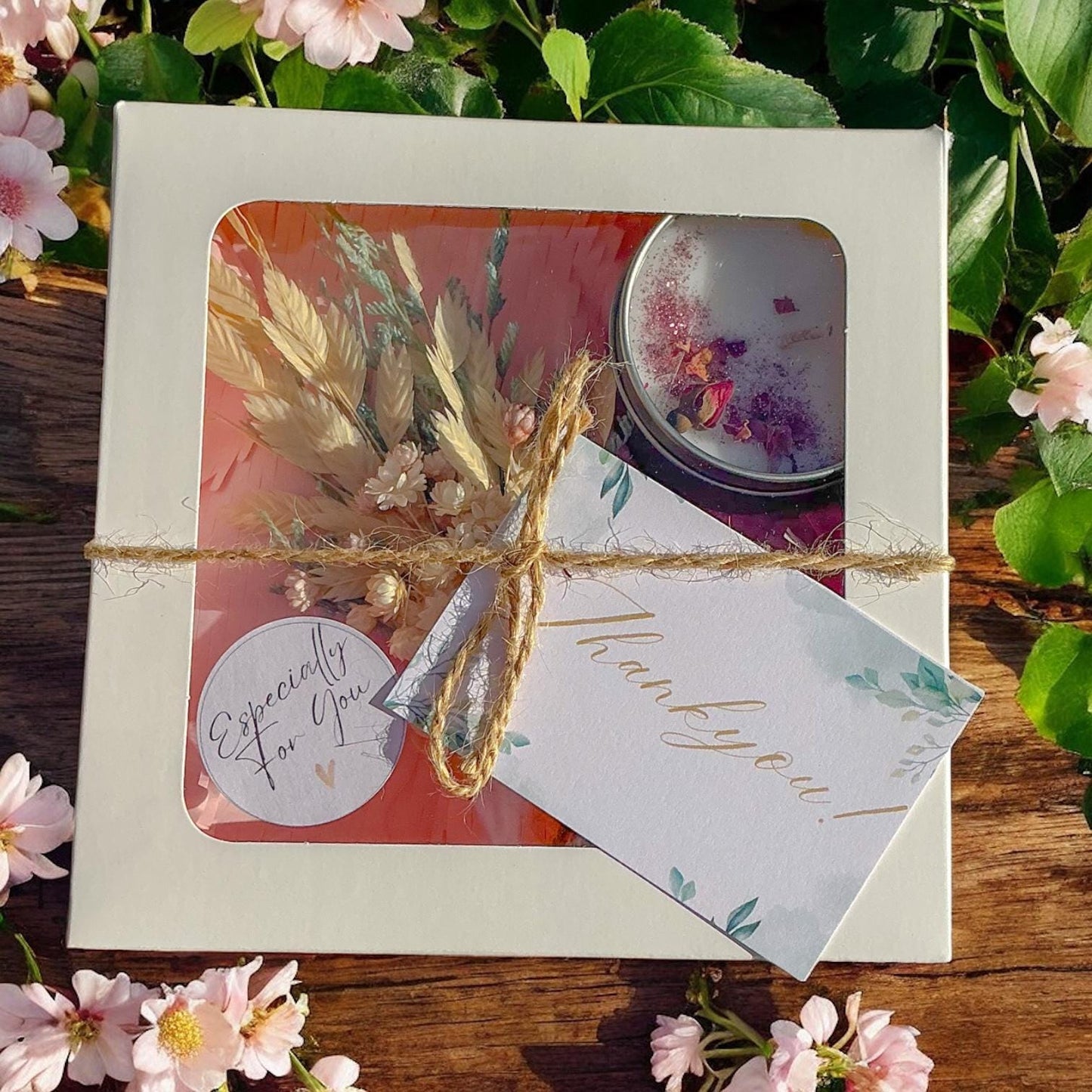 Chakra Crystal Gift Box with Candle, Dried Flowers and Info Card
