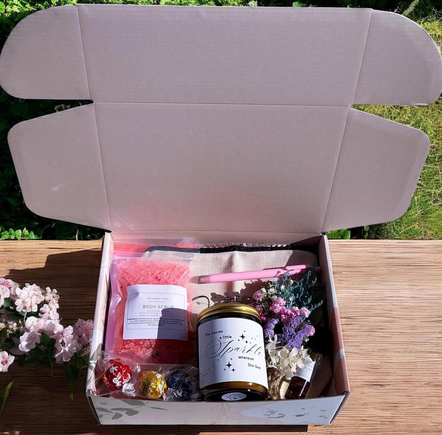 She Leaves a Little Sparkle Gift Box