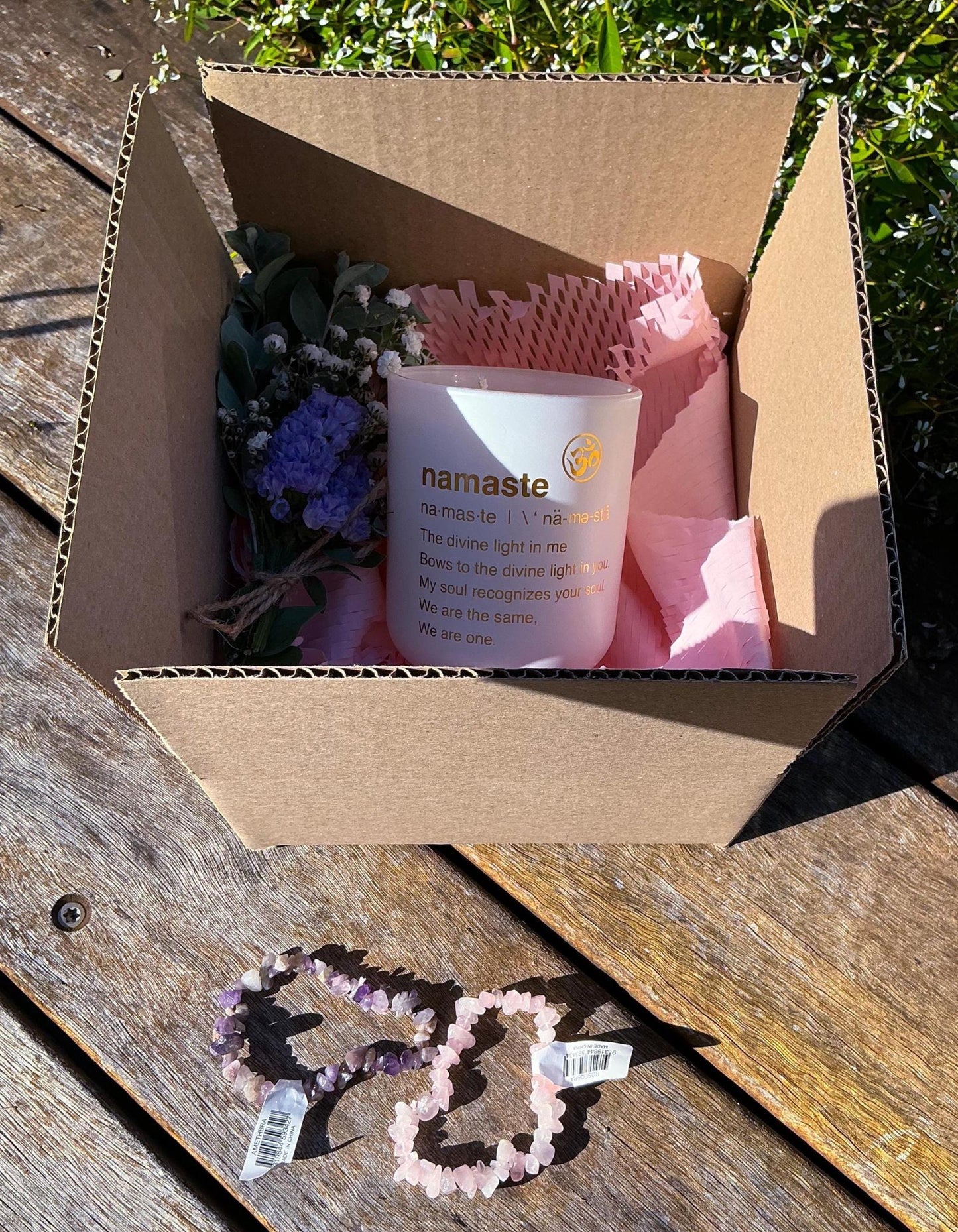 Crystal Candle Gift Box with Bracelet – Amethyst or Rose Quartz – Self Care Gift – Namaste Candle – Spiritual Gift for Her –Healing Gift Box