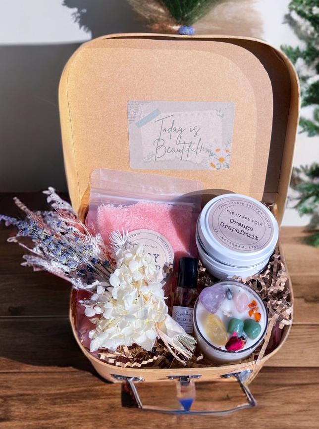 Crystal Candle Gift Box-Self Care Gift Box-pamper Gift-Gift box For Women-Best Friend Gift-care package-gift box for her-birthday gift box