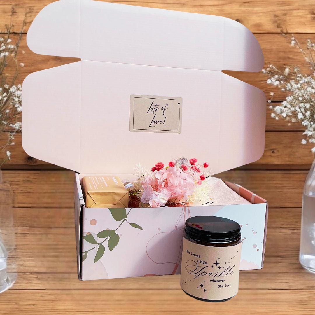 She Leaves a Little Sparkle Gift Box
