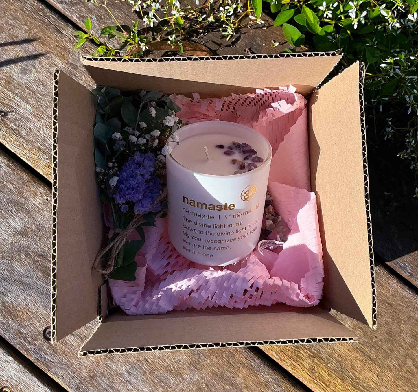 Crystal Candle Gift Box with Bracelet – Amethyst or Rose Quartz – Self Care Gift – Namaste Candle – Spiritual Gift for Her –Healing Gift Box