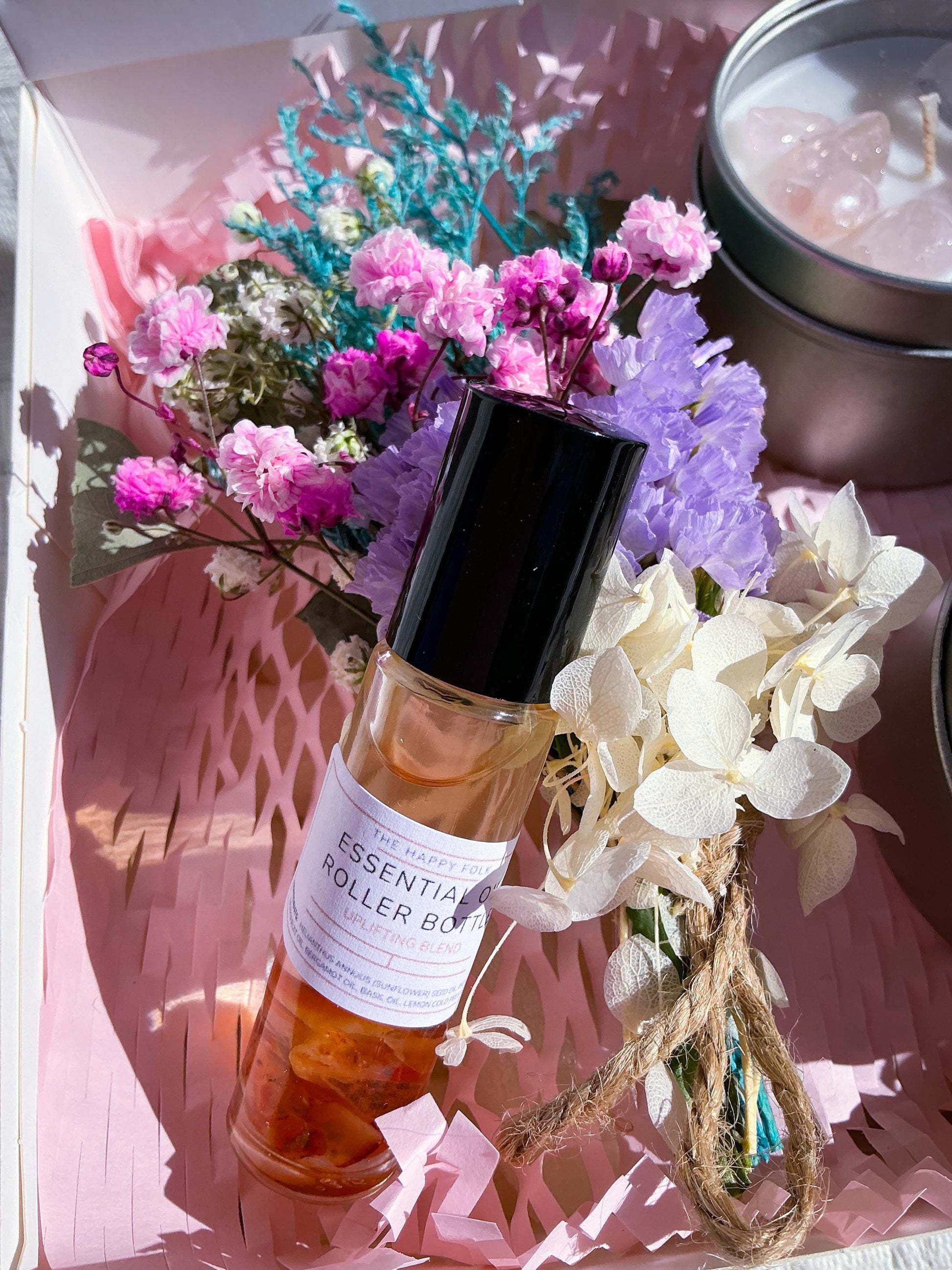 Crystal Candle Gift Box with Dried Flower Posie & Essential Oil Roller Bottle
